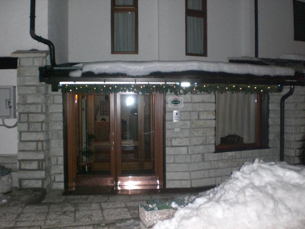 Hotel Villa Ines Borca di Cadore Exterior photo